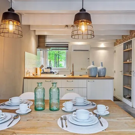 Luxe Bos Bungalow Met Airco Holiday park *